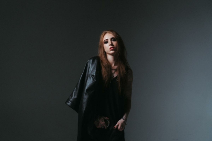 Kami Kehoe kicks off 2026 reimagining modern rock classic 'Sex On Fire ...